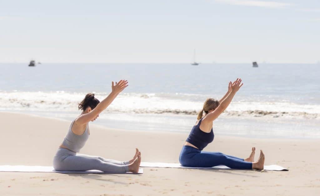 Mat Pilates vs. Weight Training: Why You Don’t Have to Cho…